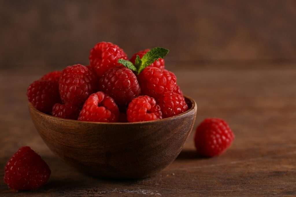 fresh organic berry raspberry healthy food